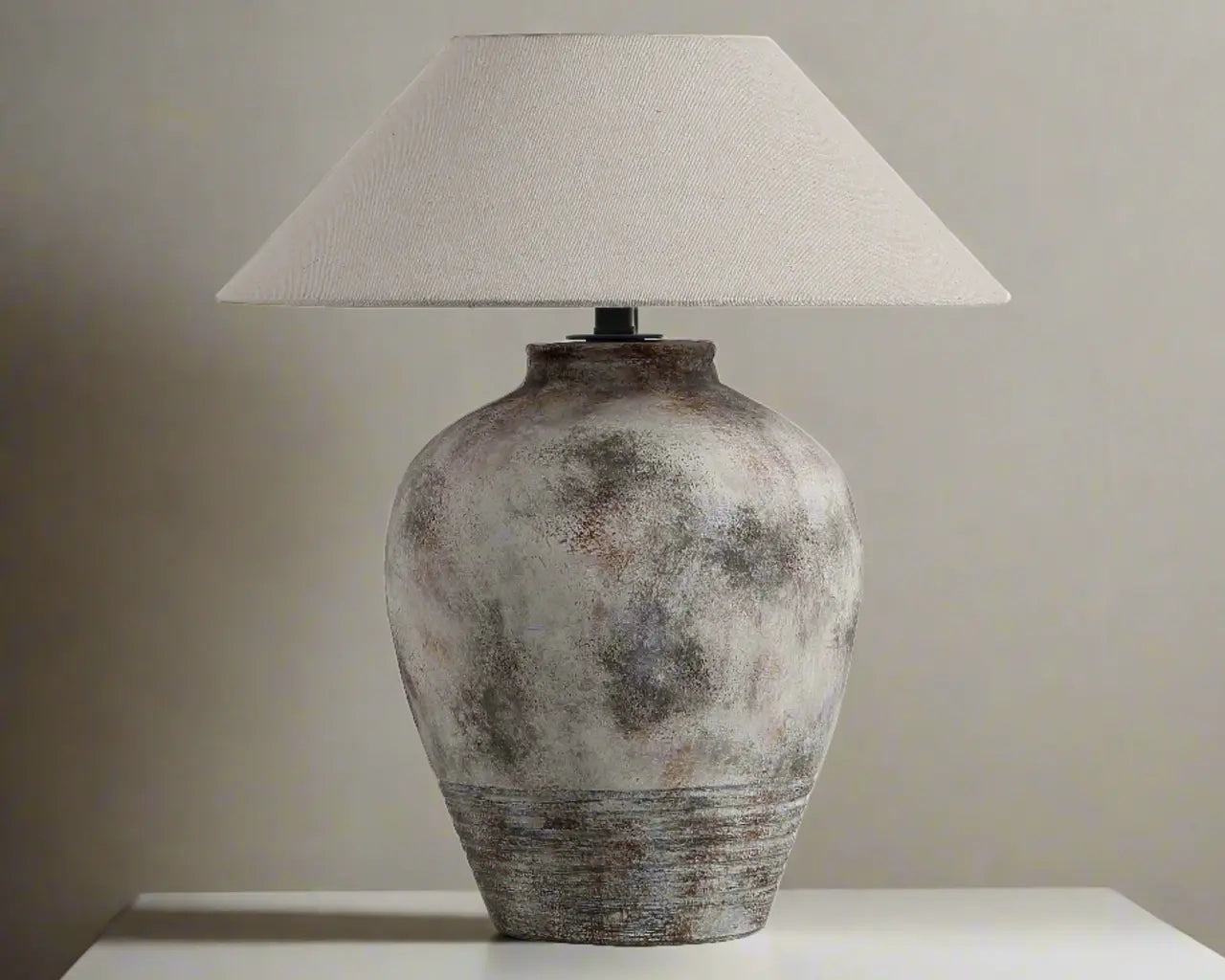 How Can a Vase Lamp Enhance Your Home Decor?