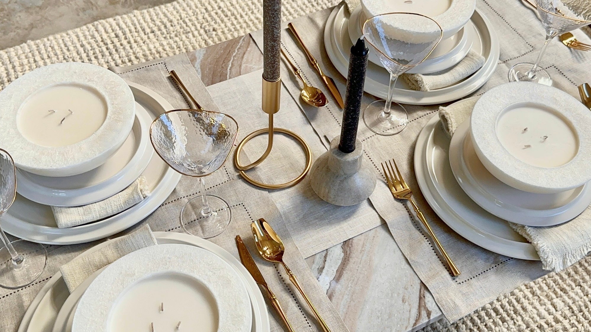 HOW TO SET YOUR TABLE FOR AN IDYLLIC HOLIDAY DINNER PARTY - Belaré Home