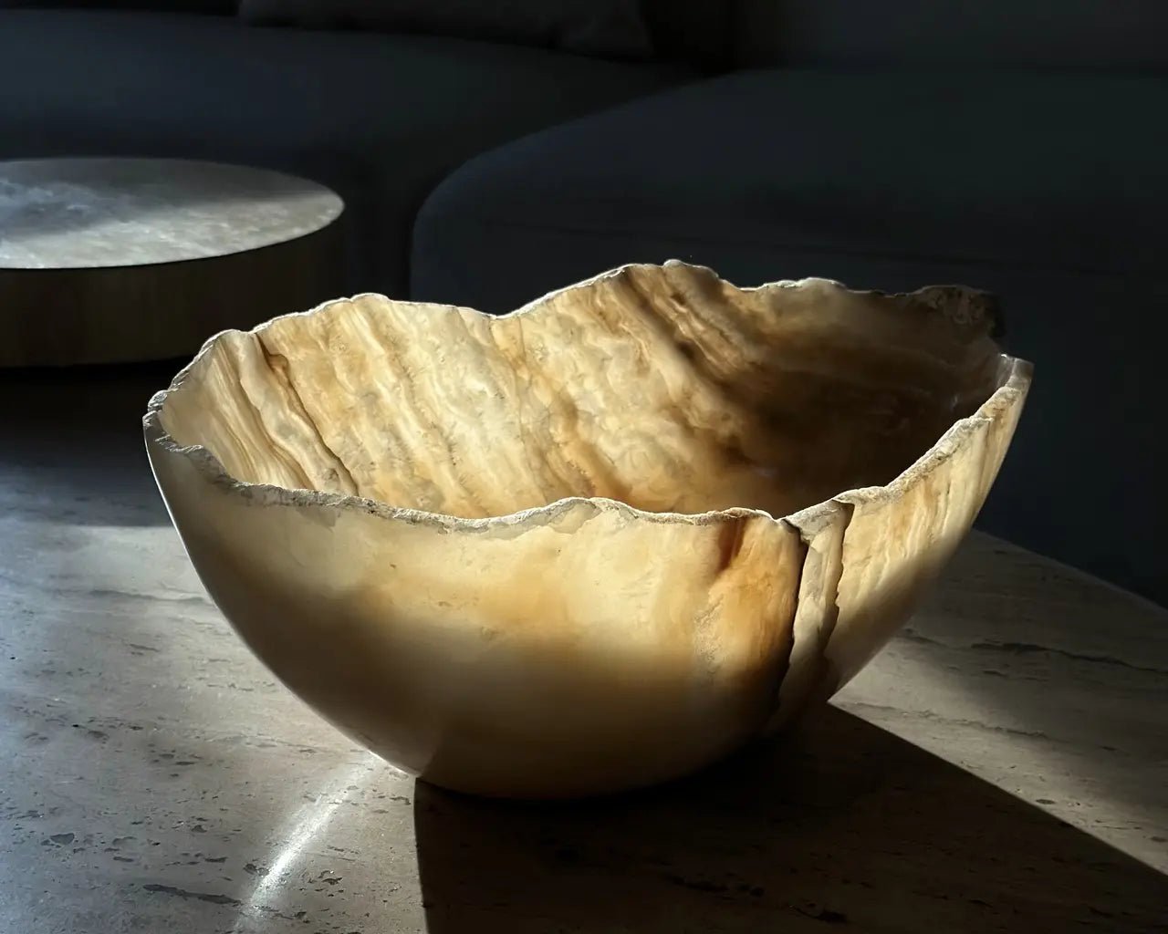 The Elegance of Onyx Bowls: How They Transform Any Dinner Table - Belaré Home