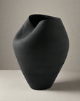 Delamo Vase